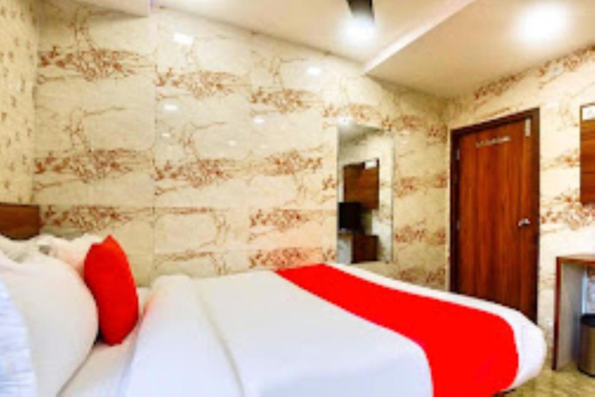 Hotel T-Junction Residency Bkc - Mumbai — Photos 1
